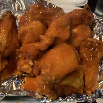 Central Park Grill - Medium wings. - Sports Bars Near Me - Buffalo, New York Central Park Grill - Medium wings. - Sports Bars Near Me - Buffalo, New York