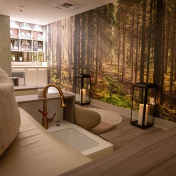 Leaf Spa - Before each treatment, enjoy a ritual foot wash based on the season you choose. - Massage Near Me - Miami, Florida Leaf Spa - Before each treatment, enjoy a ritual foot wash based on the season you choose. - Massage Near Me - Miami, Florida
