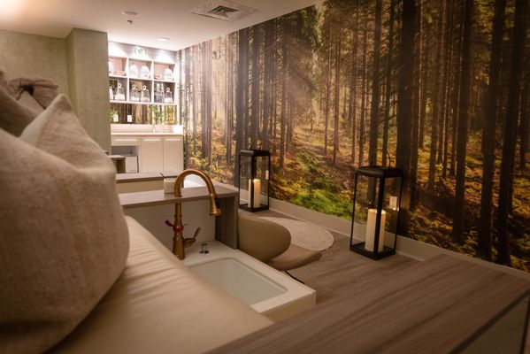 Leaf Spa at AKA Brickell by null