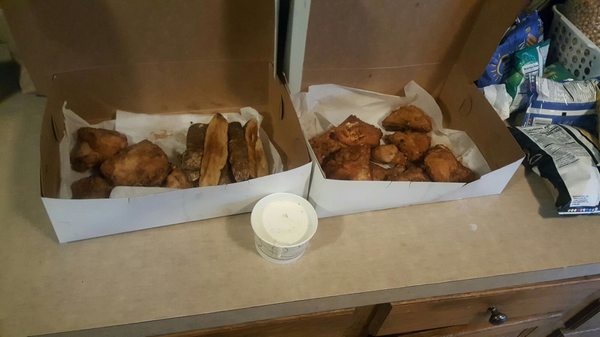 Hour Glass Pub & Eatery by null