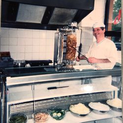 Ali Baba - Carving the doener.  Izet, the owner in 2001.