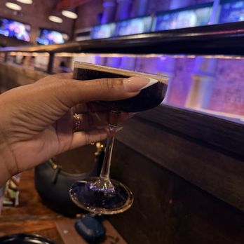 Savannah Taphouse - Sports Bars Near Me - Savannah, Georgia