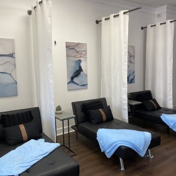 Purifi Iv - Our front room with chaises and loveseats- prop your feet up! - IV Hydration Near Me - Suwanee, Georgia Purifi Iv - Our front room with chaises and loveseats- prop your feet up! - IV Hydration Near Me - Suwanee, Georgia