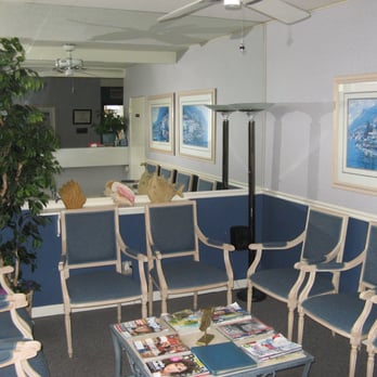 Rowe L Michael, DDS - Waiting room - Oral Surgeons Near Me - Covina, California Rowe L Michael, DDS - Waiting room - Oral Surgeons Near Me - Covina, California
