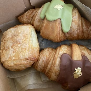 Chaumont Vegan - Chocolate, Matcha, Chocolate Orange - Vegan Near Me - Beverly Hills, California Chaumont Vegan - Chocolate, Matcha, Chocolate Orange - Vegan Near Me - Beverly Hills, California