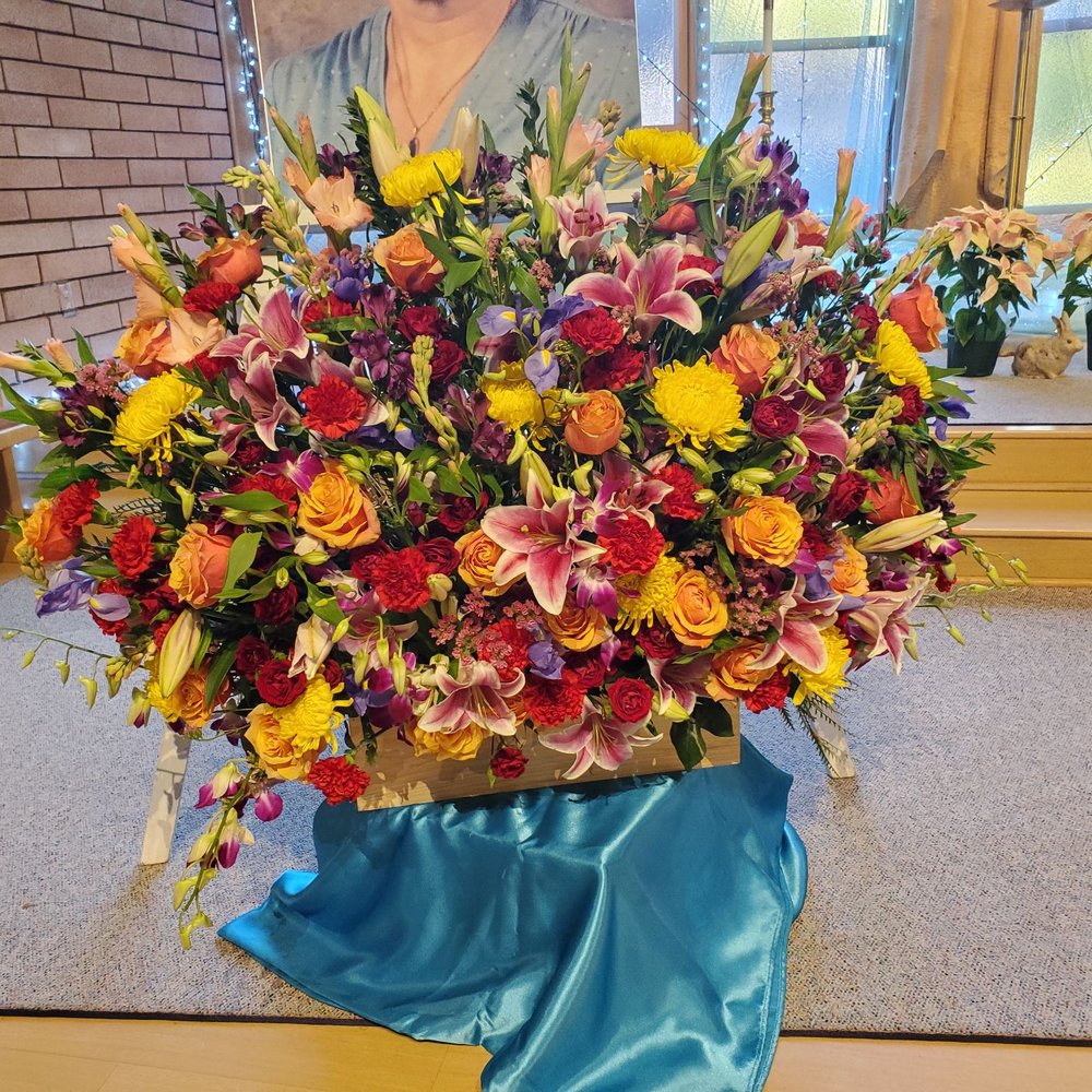 Franco's Flowers - Just perfect - Florists Near Me - Encinitas, California Franco's Flowers - Just perfect - Florists Near Me - Encinitas, California