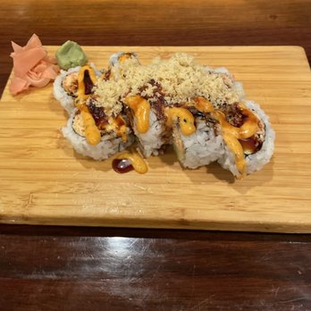 Ichi Umi Sushi - Spicy Crunch Roll - Sushi Bars Near Me - Austin, Texas