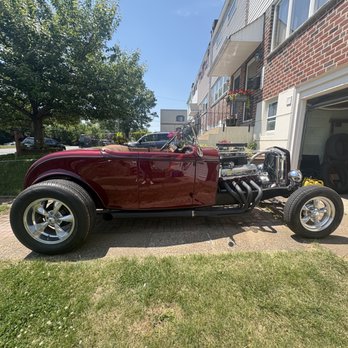 RCK Towing - This is a custom painted 32 Ford Roadster he wanted to pull behind a truck on dollies when he was contracted for a roll off flatbed delivery - Towing Near Me - Sharon Hill, Pennsylvania RCK Towing - This is a custom painted 32 Ford Roadster he wanted to pull behind a truck on dollies when he was contracted for a roll off flatbed delivery - Towing Near Me - Sharon Hill, Pennsylvania