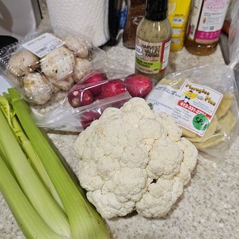 Harvest Valley Farms - Nice head of cauliflower, crunchy celery, radishes, mushrooms, pierogies, and salad dressing - Fruits & Veggies Near Me - Bakerstown, Pennsylvania Harvest Valley Farms - Nice head of cauliflower, crunchy celery, radishes, mushrooms, pierogies, and salad dressing - Fruits & Veggies Near Me - Bakerstown, Pennsylvania