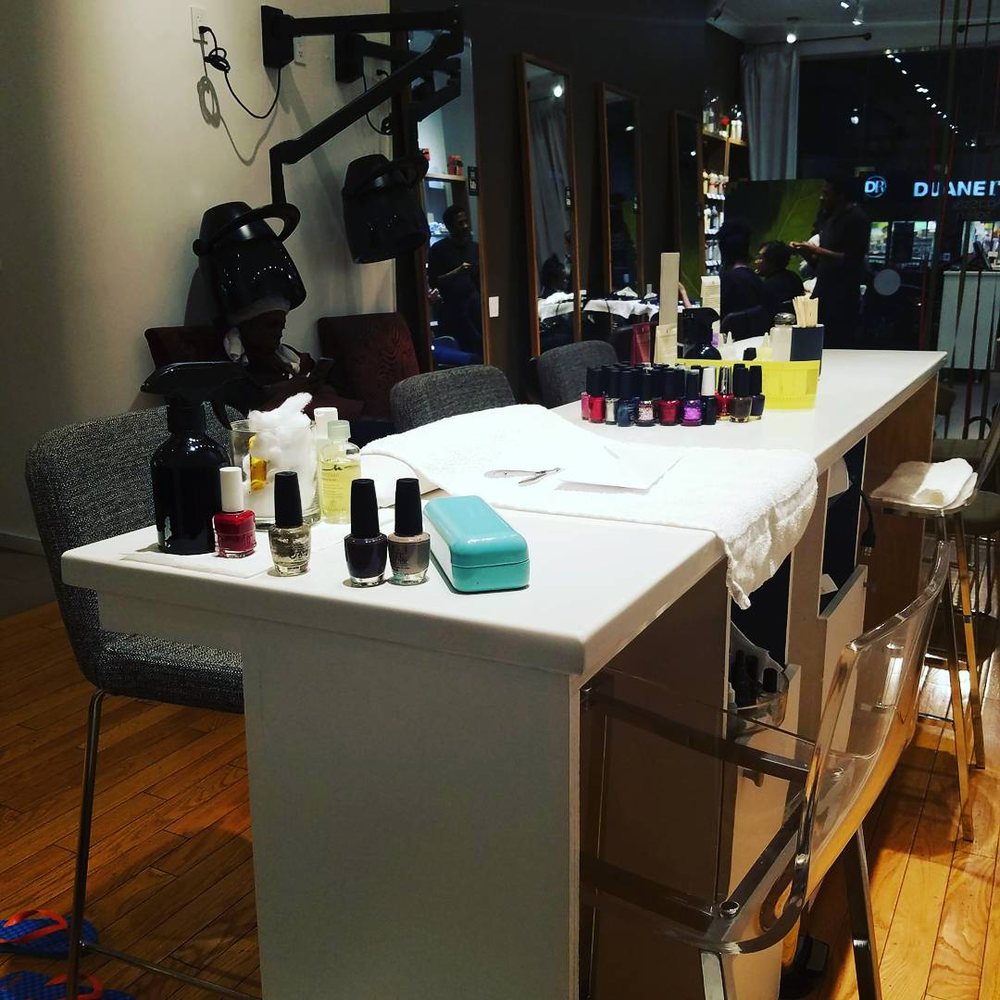 Wayne Agassi's Salon - manicure station (rear view) - Hair Salons Near Me - Brooklyn, New York