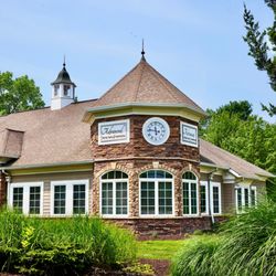 Advanced Dental Care & Aesthetics - Our beautiful,
state of the art dental office is conveniently located at the corner of Clague & Brookpark Rds