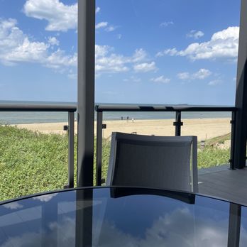 Tides Coastal Kitchen - Outside, patio seating - Cocktail Bars Near Me - Virginia Beach, Virginia Tides Coastal Kitchen - Outside, patio seating - Cocktail Bars Near Me - Virginia Beach, Virginia