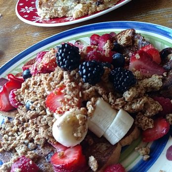Strawberry Place - Breakfast & Brunch Near Me - Nyack, New York