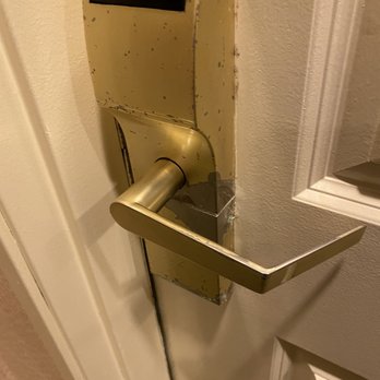Courtyard by Marriott Charleston Mt. Pleasant - Door Knob with a lot of wear. - Hotels Near Me - Mount Pleasant, South Carolina