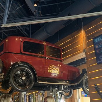 Ford's Garage Wesley Chapel - Fun decor - Burgers Near Me - Lutz, Florida