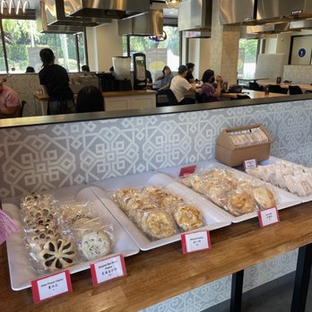 Yi Mei - Interior is pretty spacious - Taiwanese Near Me - San Gabriel, California