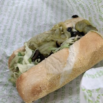 Publix - Myrtle Beach - Roast Beef with lettuce, onion and pickle - Delis Near Me - Myrtle Beach, South Carolina Publix - Myrtle Beach - Roast Beef with lettuce, onion and pickle - Delis Near Me - Myrtle Beach, South Carolina