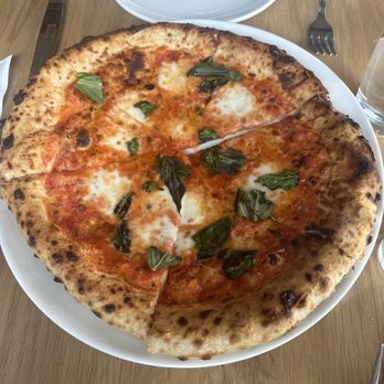 Bridgette Bar - Margarita Pizza - Bars Near Me - Canmore, Alberta
