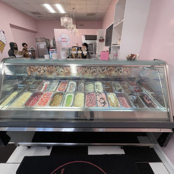 Lil’ Cakes and Creamery - 3.30.22 - Cupcakes Near Me - Gaithersburg, Maryland Lil’ Cakes and Creamery - 3.30.22 - Cupcakes Near Me - Gaithersburg, Maryland