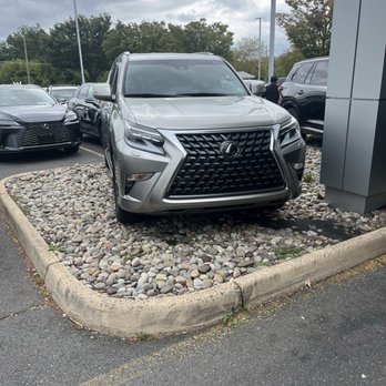 Pohanka Lexus - Car Dealers Near Me - Chantilly, Virginia