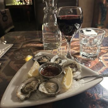 Larrupin Cafe - Oysters, 2 bbq 3 raw. All very fresh and tasty. - Seafood Near Me - Trinidad, California Larrupin Cafe - Oysters, 2 bbq 3 raw. All very fresh and tasty. - Seafood Near Me - Trinidad, California