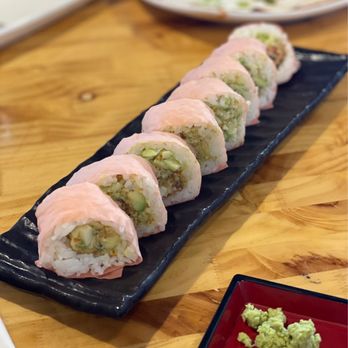Ju Hachi - Ziggy Roll~ 5 star worthy roll! - Sushi Bars Near Me - Sacramento, California
