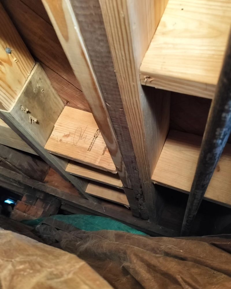 Slide of M&M Home Medics