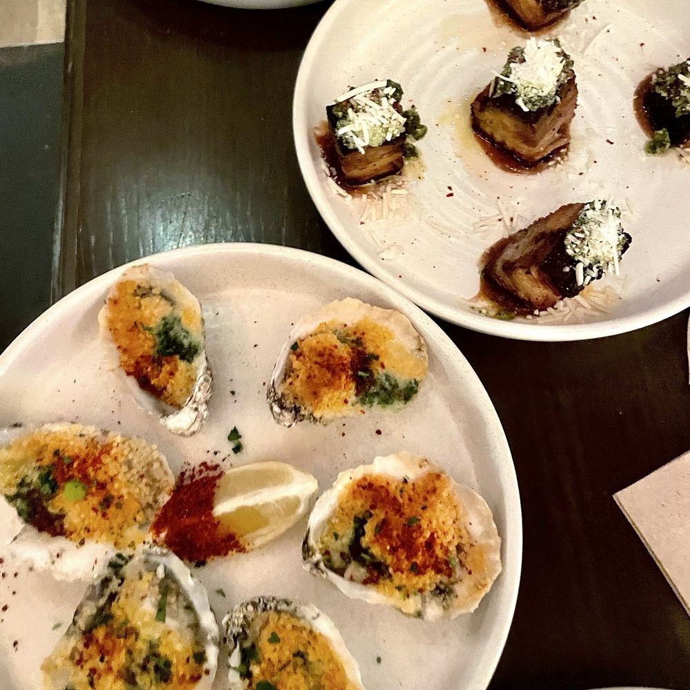 Bank & Bourbon - New American Near Me - Philadelphia, Pennsylvania