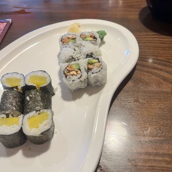 Sakura Japanese Restaurant - Sushi Bars Near Me - Wilmington, Delaware