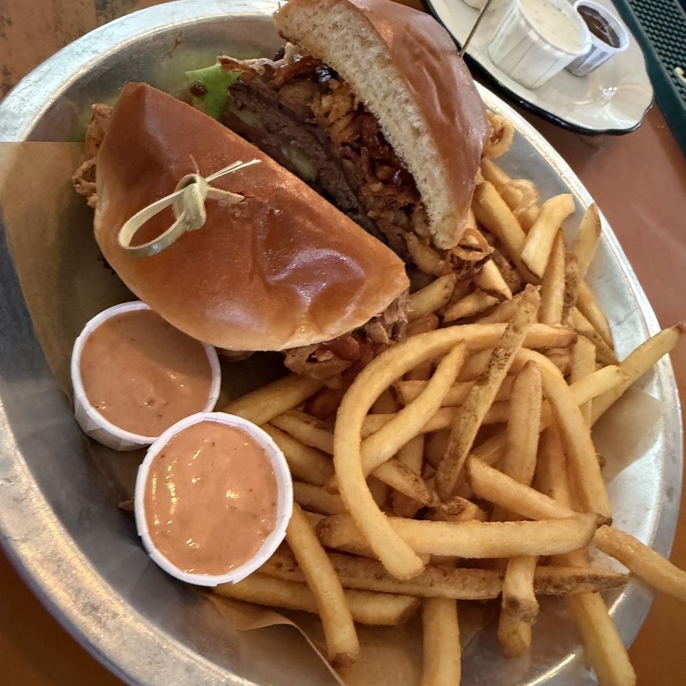 Short rib, burger special recommended by Kristy. Totally amazing and out of this world. Short rib, burger special recommended by Kristy. Totally amazing and out of this world.