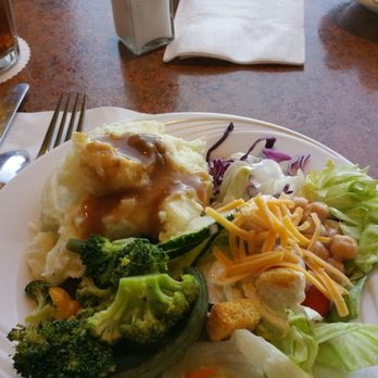 Prime Rib Room - Very limited items offered at buffet to compliment your meat. Mixed vegetables were terrible. - Steakhouses Near Me - Laughlin, Nevada