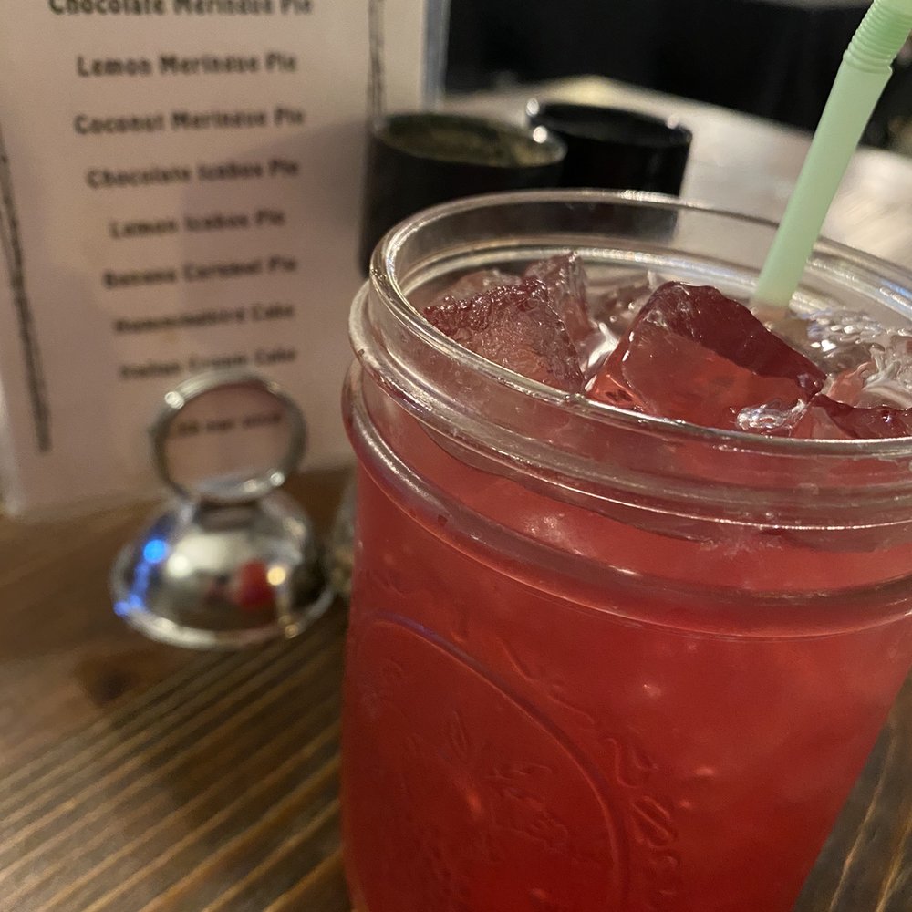Mammy's Cupboard - Endless blueberry lemonade - American Near Me - Natchez, Mississippi Mammy's Cupboard - Endless blueberry lemonade - American Near Me - Natchez, Mississippi