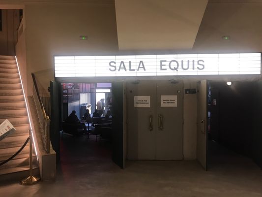 SALA EQUIS by null