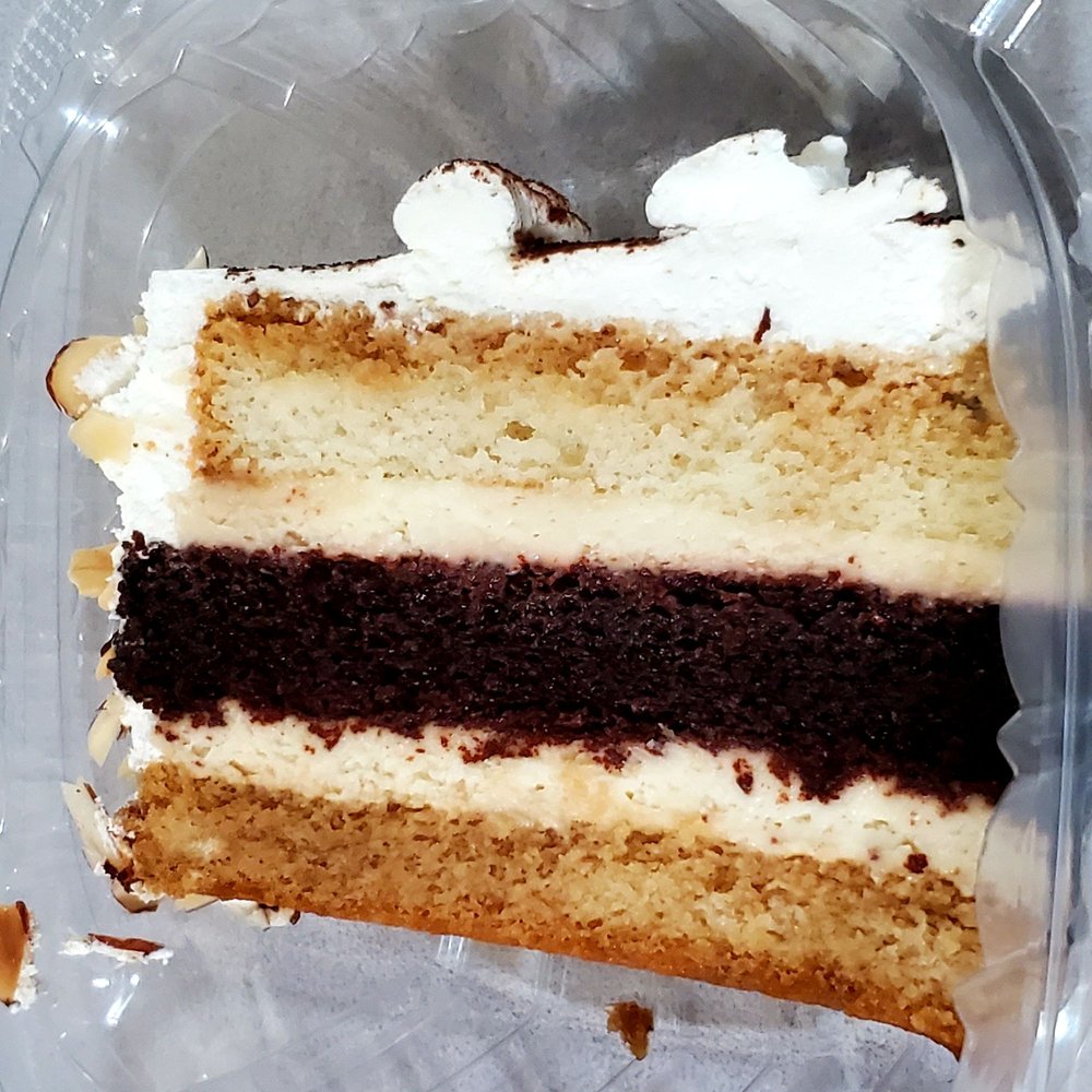 Pasta Pronto - Tiramisu cake - Italian Near Me - Beaverton, Oregon Pasta Pronto - Tiramisu cake - Italian Near Me - Beaverton, Oregon