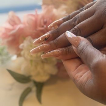 Expression Nails Spa - Nail Salons Near Me - Selma, Texas