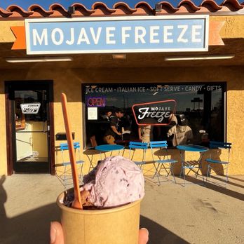 Mojave Freeze - HuckleBerry and Skull rock in a regular size cup. 2 giant scoops! - Ice Cream & Frozen Yogurt Near Me - Yucca Valley, California Mojave Freeze - HuckleBerry and Skull rock in a regular size cup. 2 giant scoops! - Ice Cream & Frozen Yogurt Near Me - Yucca Valley, California