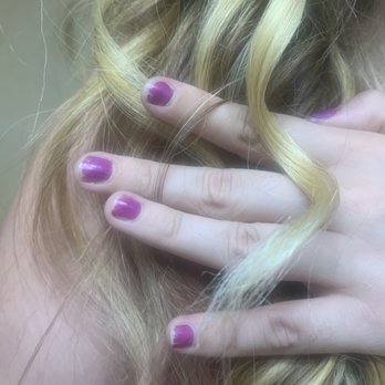 Darrah's Salon - Uneven toning fried ends - Hair Salons Near Me - Arlington, Texas Darrah's Salon - Uneven toning fried ends - Hair Salons Near Me - Arlington, Texas