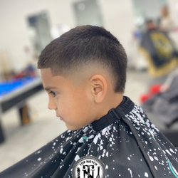 TopNotch barbers barbershop - By BlendzbyLuis