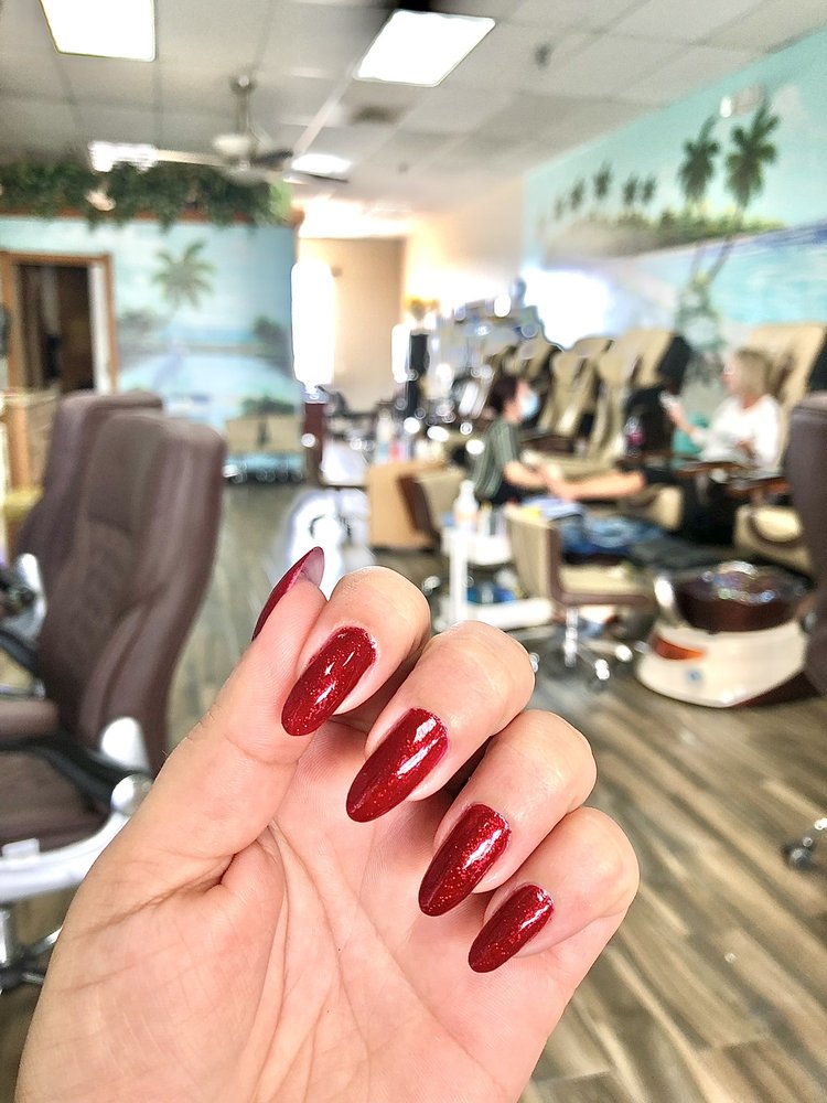GOLDEN NAILS Updated October 2024 23 Photos & 41 Reviews 1261