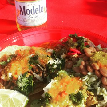 Ay Que Tacos - Tacos de carnitas - Caterers Near Me Ay Que Tacos - Tacos de carnitas - Caterers Near Me