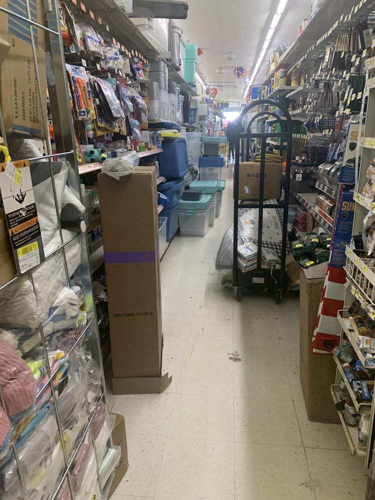 DOLLAR GENERAL Updated February 2024 26 Photos 660 N Wellwood Ave
