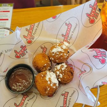 Applewood Farmhouse Grill - Breakfast & Brunch Near Me - Sevierville, Tennessee