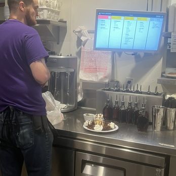 Lou's Diner - Diners Near Me - Las Vegas, Nevada