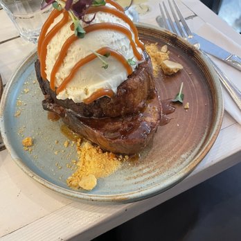 STHLM Brunch Club - Caramel French toast - American Near Me - Stockholm, Alberta