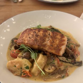 Perla Raw Bar - Salmon with ricotta gnocchi - Seafood Near Me - Wilmington, North Carolina Perla Raw Bar - Salmon with ricotta gnocchi - Seafood Near Me - Wilmington, North Carolina