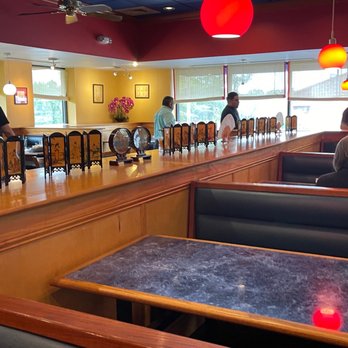 Szechuan Restaurant - people sitting at the bar - Chinese Near Me - Salem, Virginia Szechuan Restaurant - people sitting at the bar - Chinese Near Me - Salem, Virginia