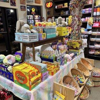 Cravin's Candy Emporium - Candy Stores Near Me - Meridian, Idaho Cravin's Candy Emporium - Candy Stores Near Me - Meridian, Idaho
