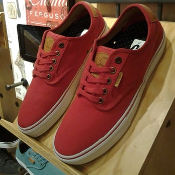 Vans - Shoe Stores Near Me - Portland, Oregon Vans - Shoe Stores Near Me - Portland, Oregon