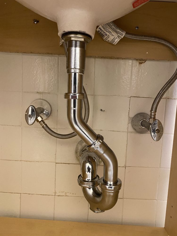 Slide of Plumbing pros