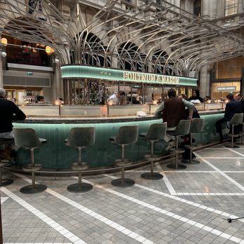 Royal Exchange - Cafes Near Me - London, XGL